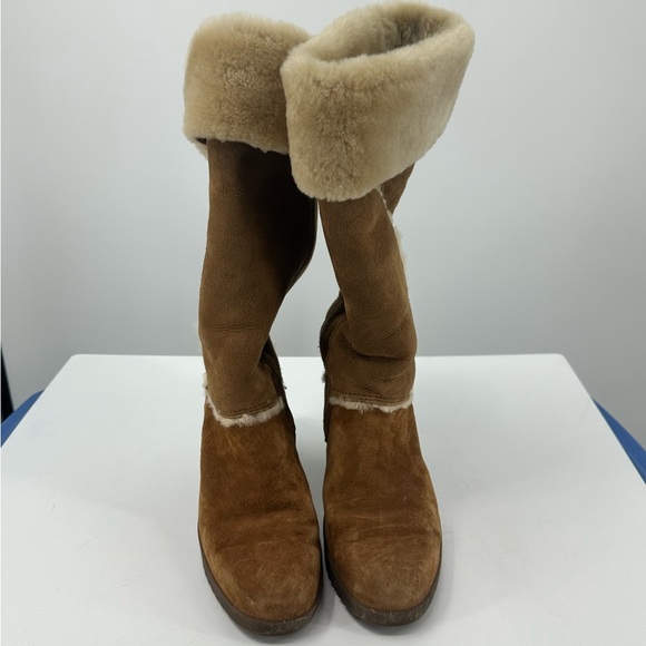 *UGG Tall Wedge Boots Tan Suede Sherpa Womens 8 - Picture 5 of 13